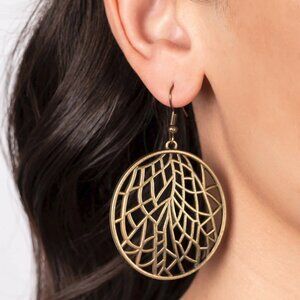 Paparazzi Jewelry Accessories - Fractured Foliage - Brass Earrings - Vintage